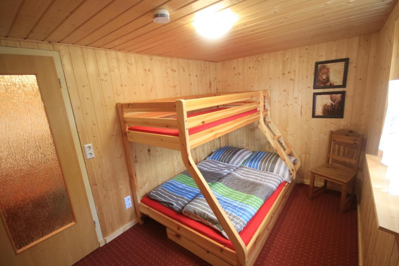 Ferienhaus Am Wald Tambach Dietharz Bagian luar foto
